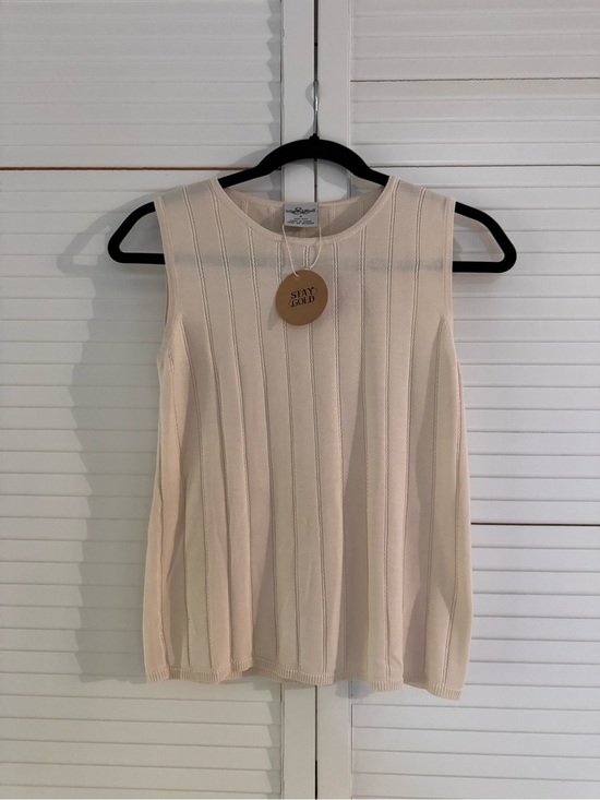 Hillard & Hanson Tops - Vintage Hillard Hanson 100% Silk Sleeveless Knit Top - Cream